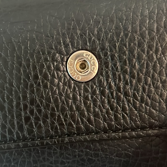 GUCCI INTERLOCKING DORIAN PEBBLED LEATHER 6 KEY HOLDER CASE - Picture 10 of 13